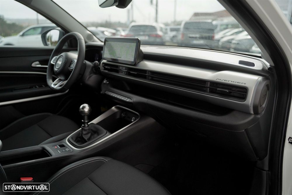 Jeep Avenger 1.2 GSE T3 Summit - 39