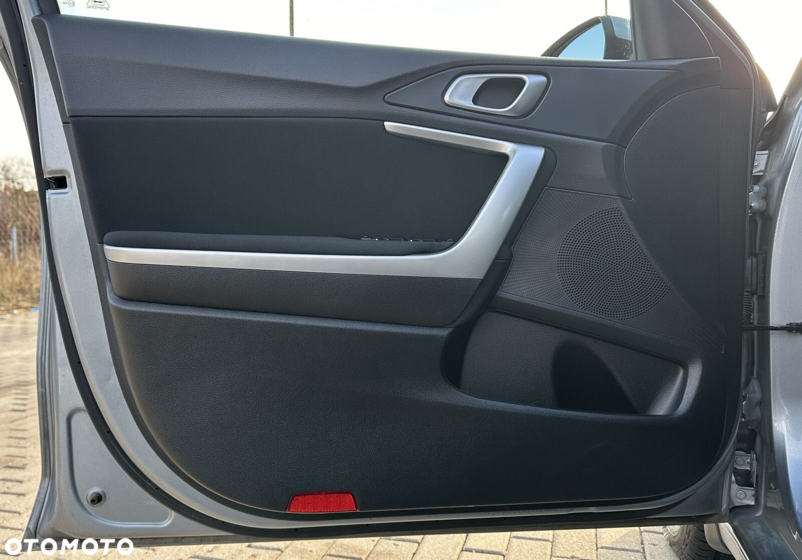 Kia Ceed - 11