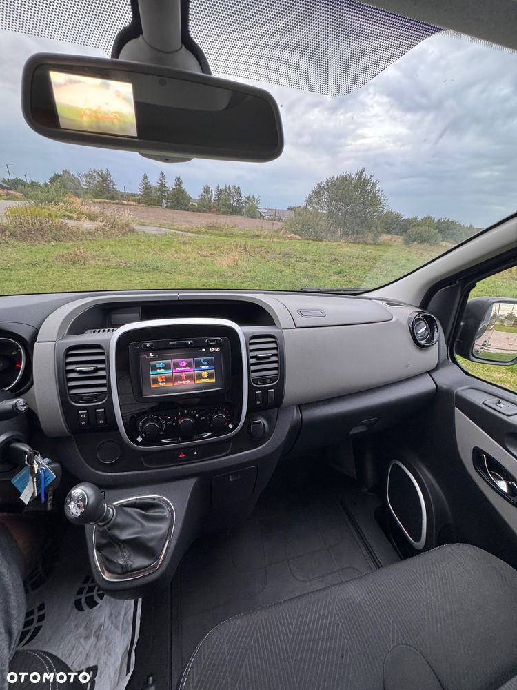Renault Trafic - 23