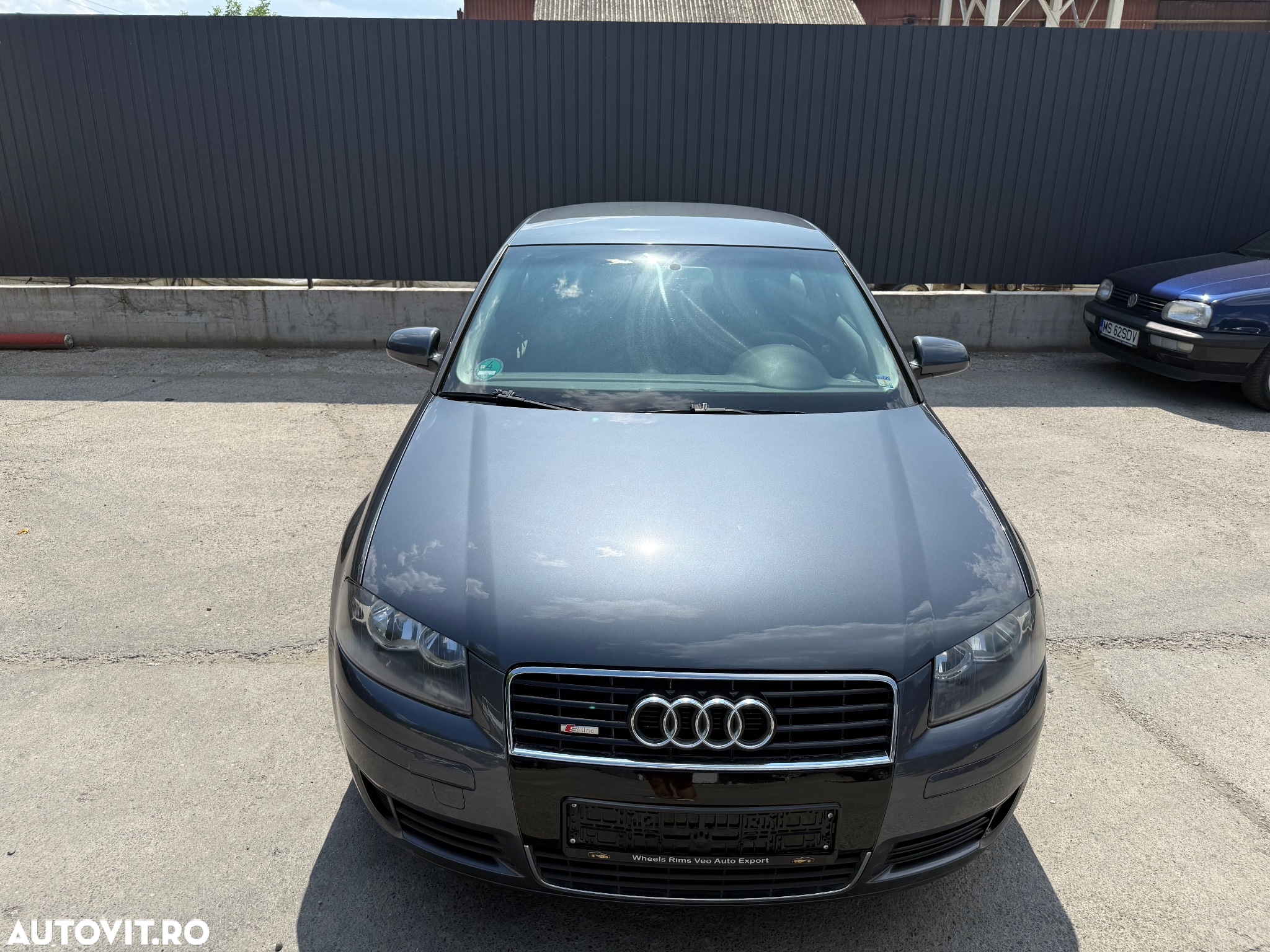 Audi A3 1.6 MPI Ambiente - 2
