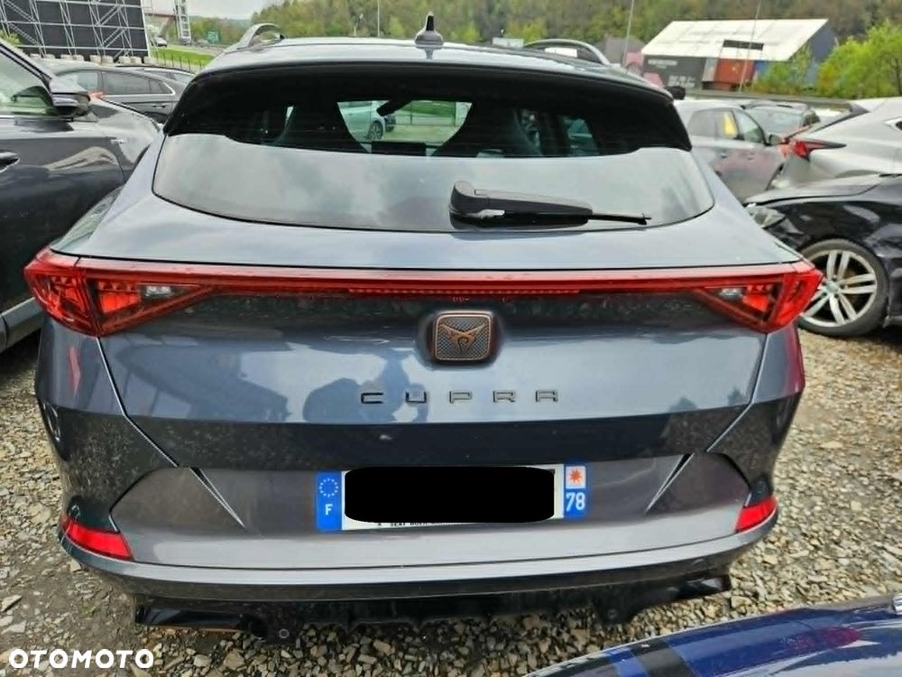 Cupra Formentor 1.4 e-Hybrid DSG - 10