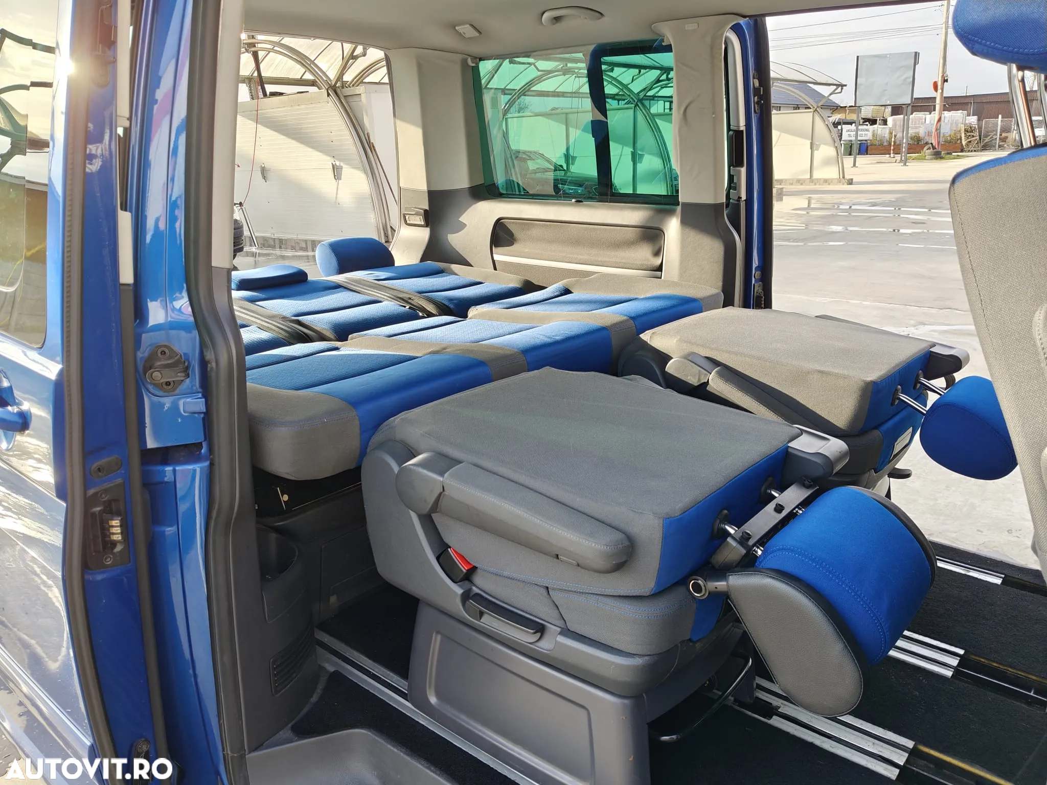 Volkswagen Multivan - 6