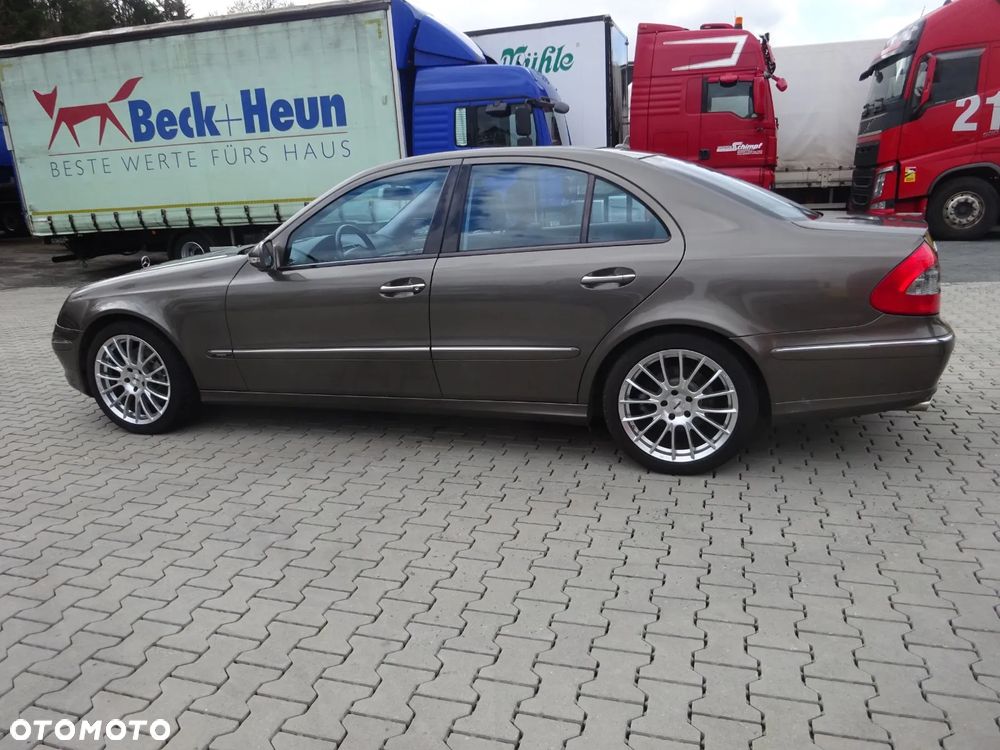 Mercedes-Benz Klasa E 280 CDI 4Matic Automatik Avantgarde DPF - 12