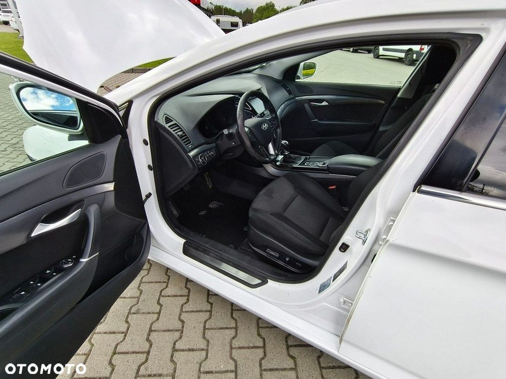 Hyundai i40 - 9
