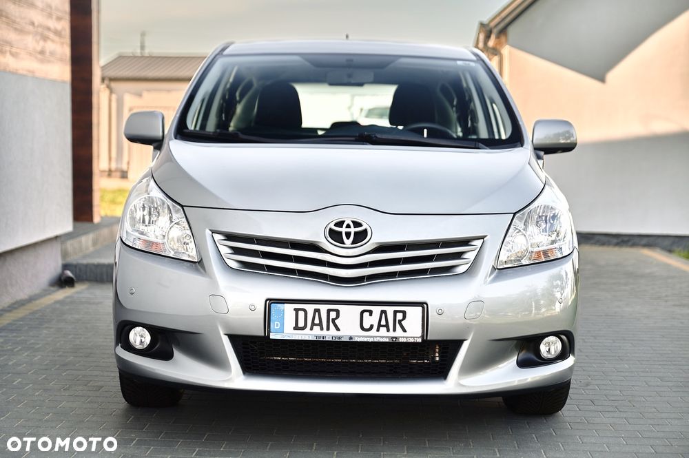 Toyota Verso 1.8 5-Sitzer Executive - 7