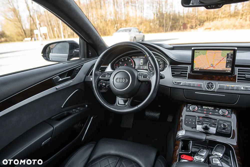 Audi A8 4.0 TFSI cylinder on demand quattro tiptronic - 24