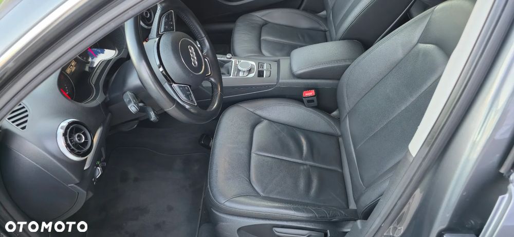 Audi A3 Sportback 2.0 TDI - 14
