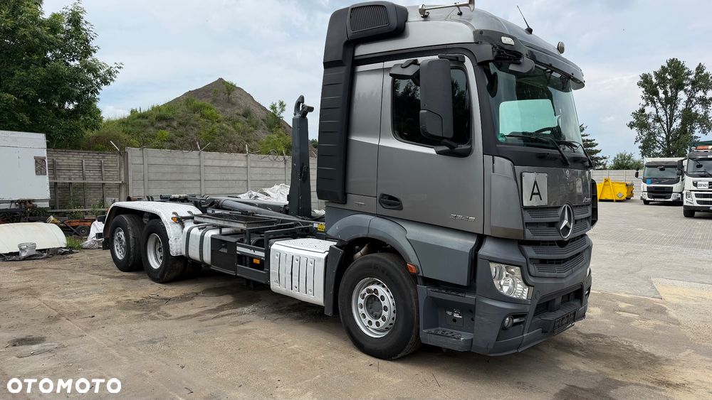 Mercedes-Benz Actros 2545 - 12