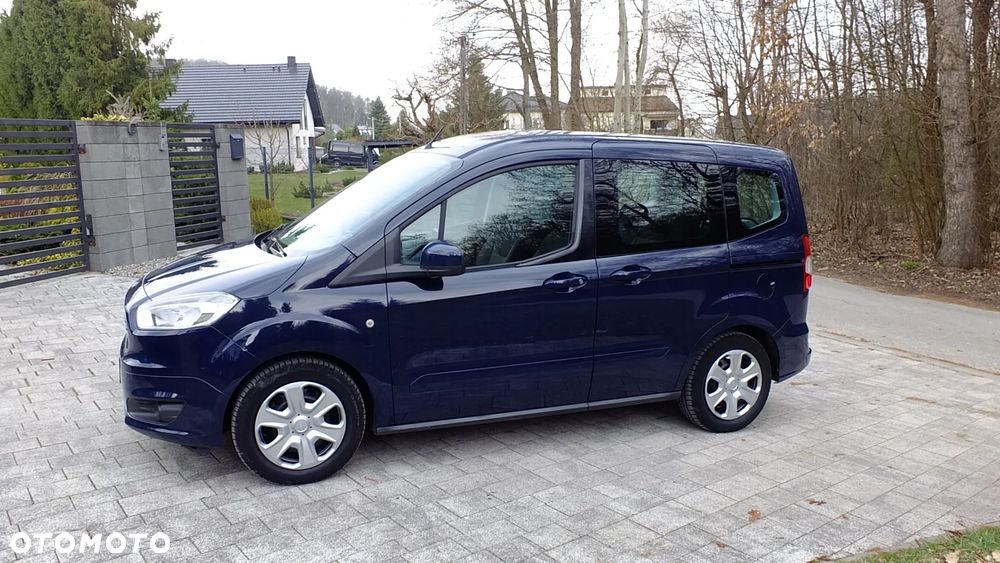 Ford Tourneo Courier 1.0 EcoBoost Trend - 11