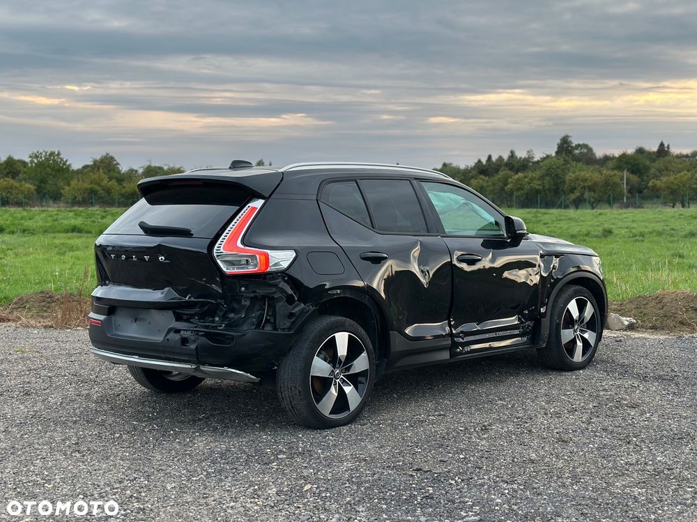 Volvo XC 40 T4 AWD Geartronic Momentum Pro - 10