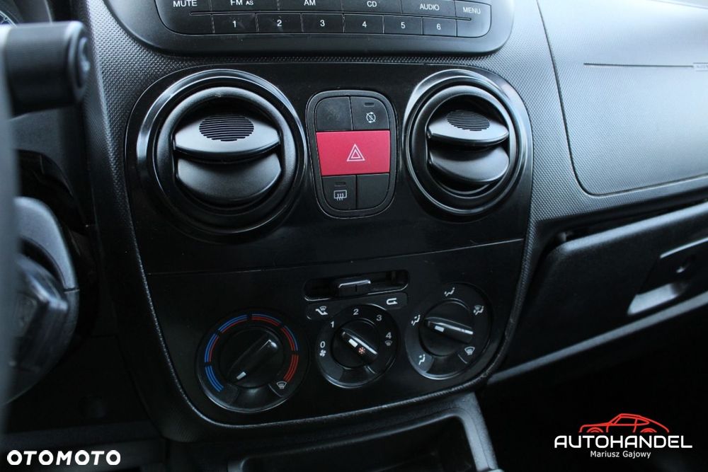 Fiat Qubo - 12