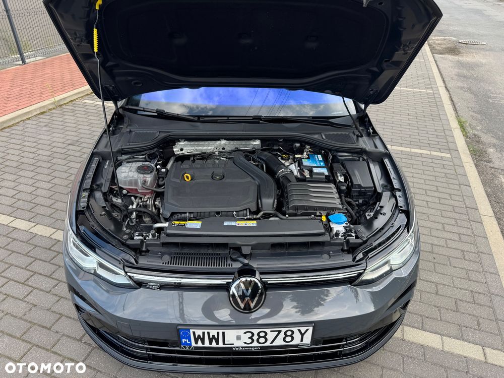 Volkswagen Golf 1.5 eTSI OPF DSG R-Line - 31