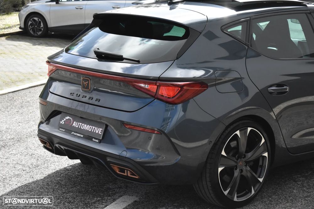 Cupra Leon 1.4 e-Hybrid VZ DSG - 12