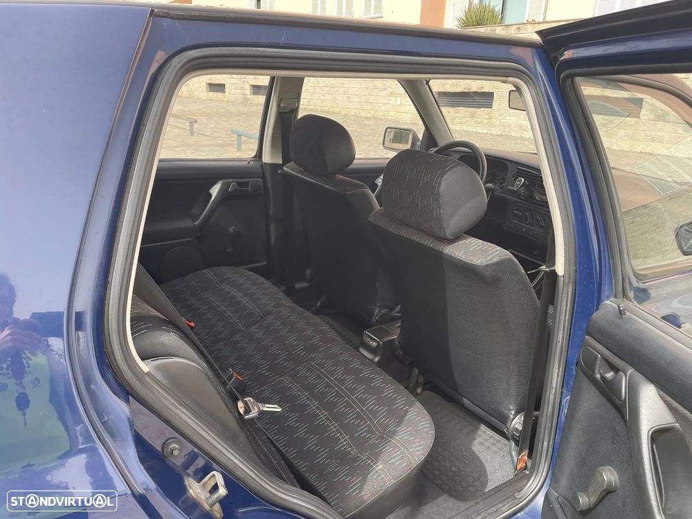 VW Golf 1.4 CL - 17