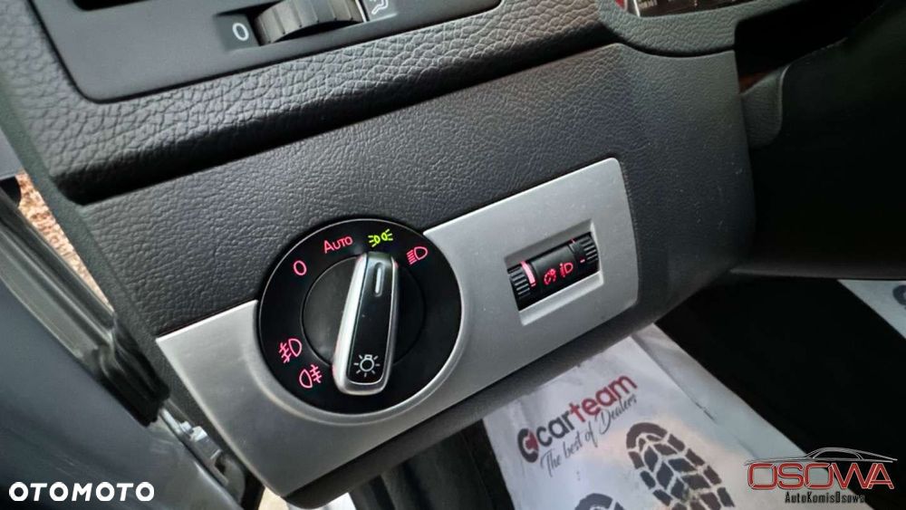 Volkswagen Multivan - 8