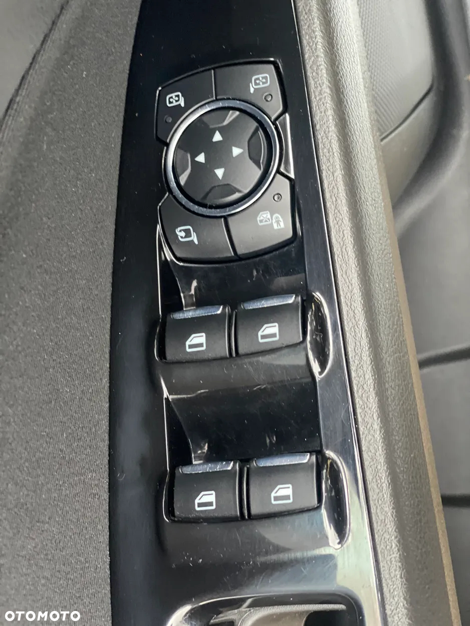Ford Mondeo 1.5 EcoBoost Start-Stopp ST-Line - 23
