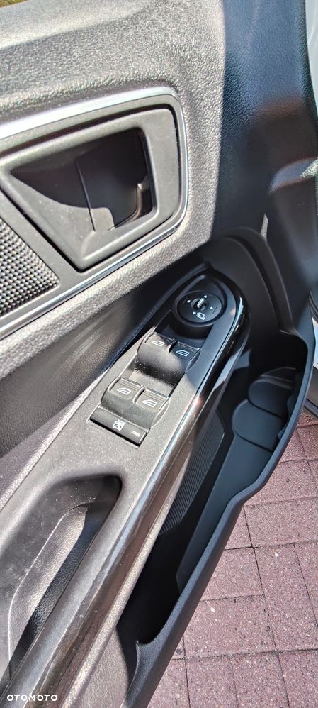 Ford B-MAX - 15