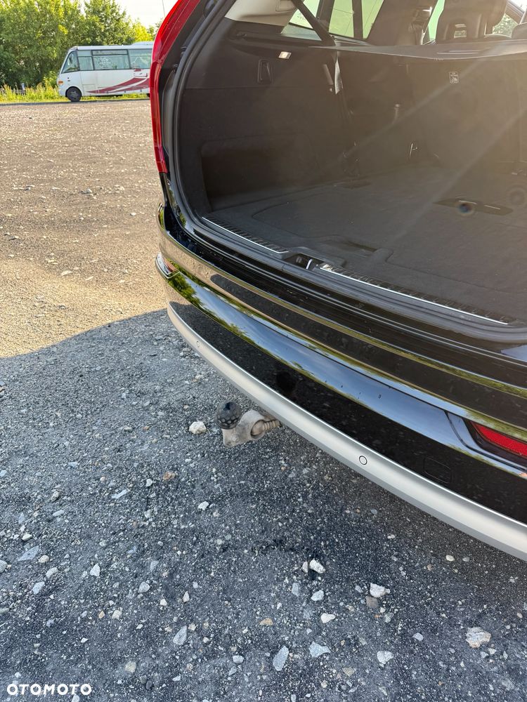 Volvo XC 90 B5 D AWD Momentum 7os - 17