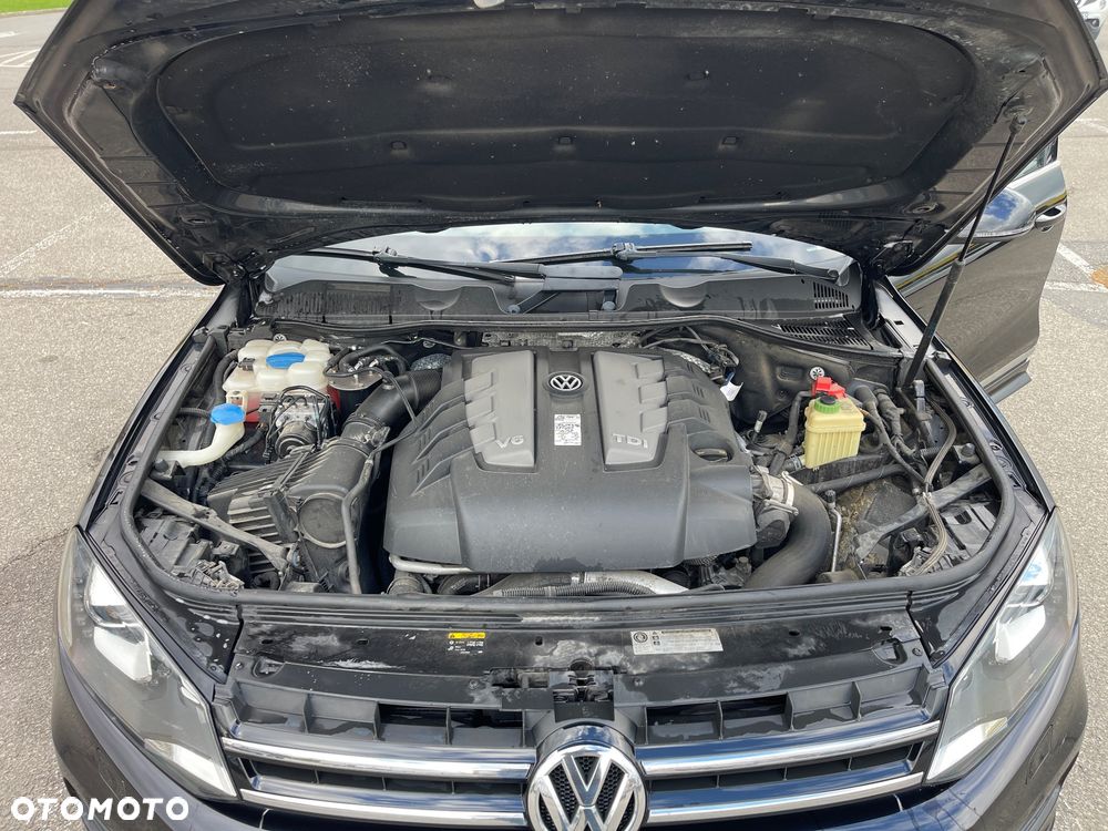 Volkswagen Touareg 3.0 V6 TDI BMT Perfectline R-Style - 10
