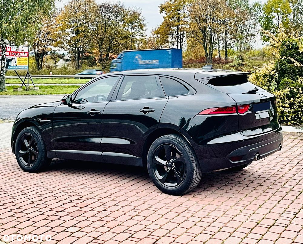 Jaguar F-Pace 35t AWD R-Sport - 9