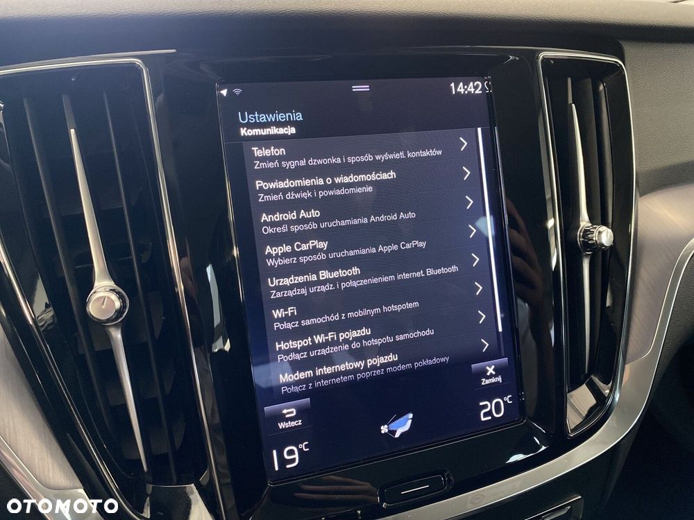 Volvo V60 T5 Momentum Pro - 21