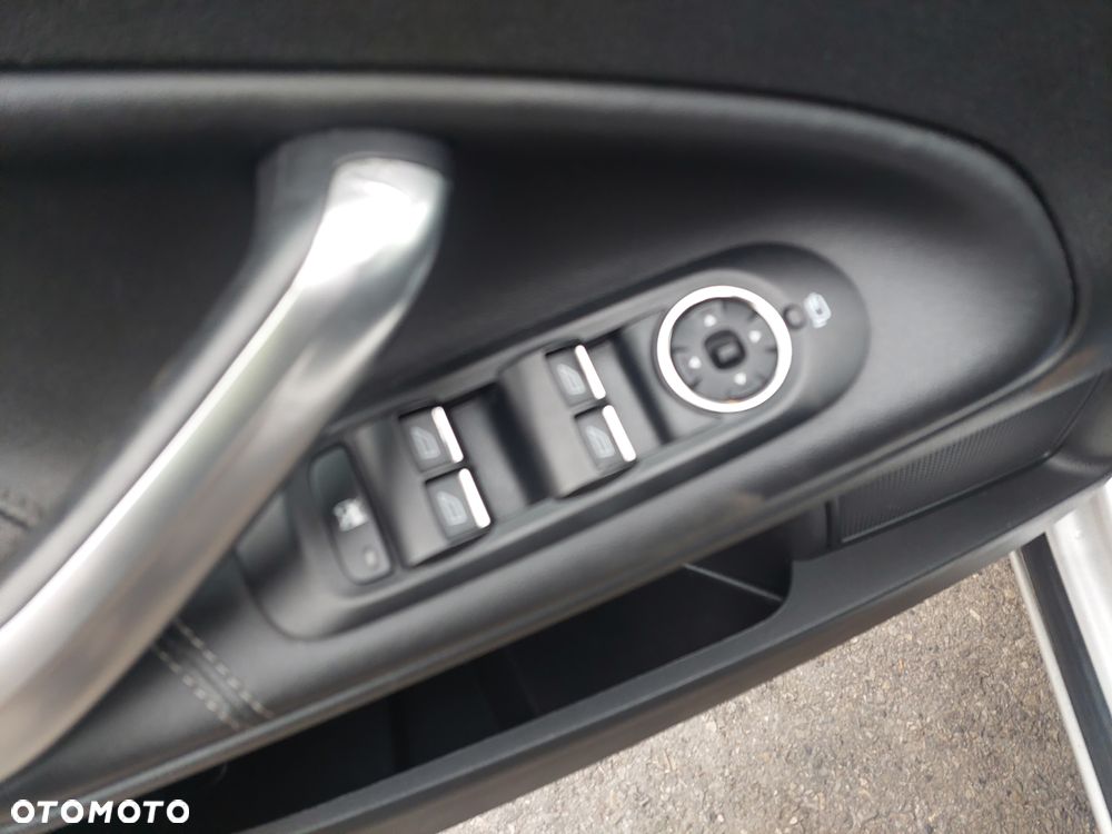 Ford Mondeo 1.6 T Gold X Plus - 15