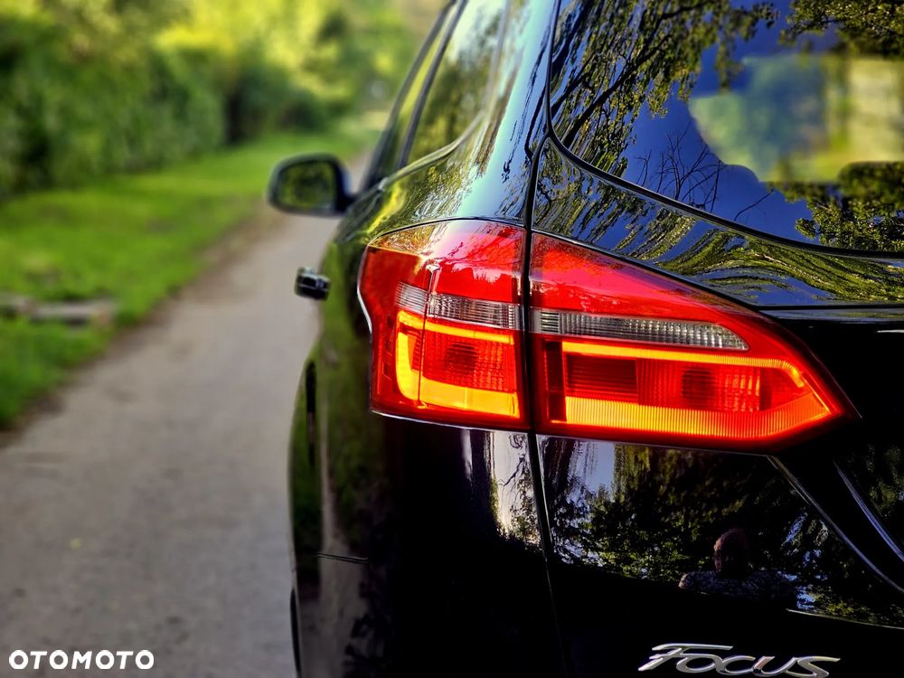Ford Focus 1.5 TDCi SYNC Edition ASS - 34