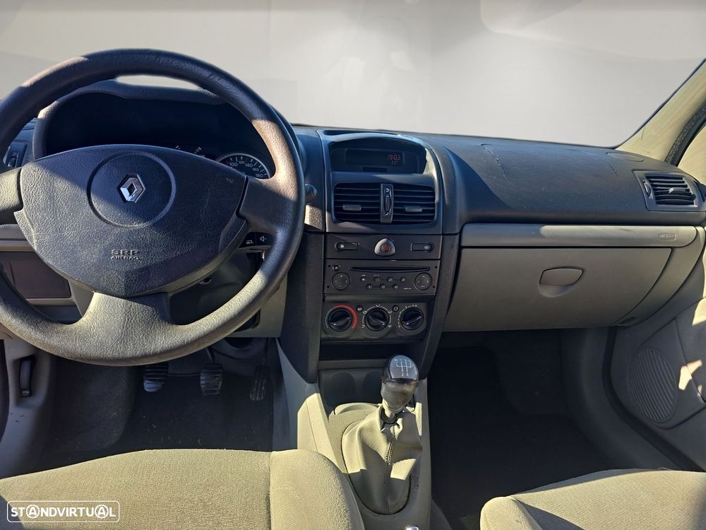 Renault Clio 1.5 dCi Extreme - 10