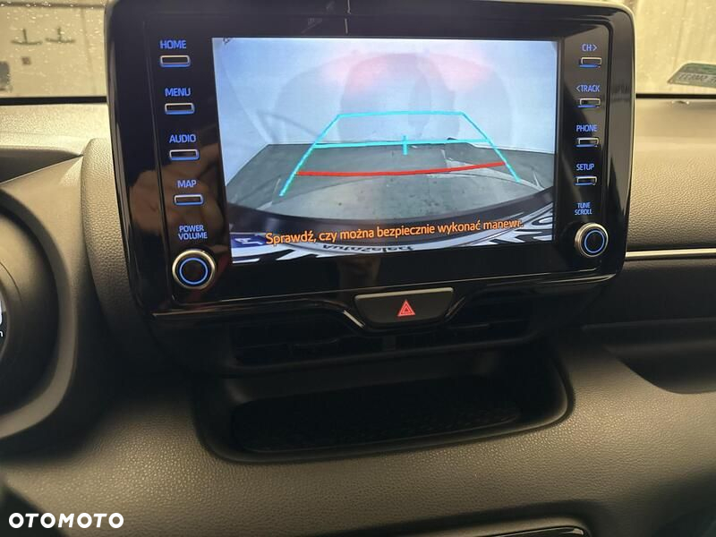 Toyota Yaris - 16