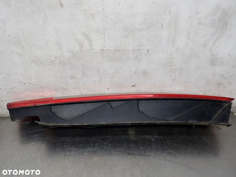 LAMPA PRAWA TYLNA FORD FOCUS MK2 LIFT 1.6 8M51-13404-AB - 5