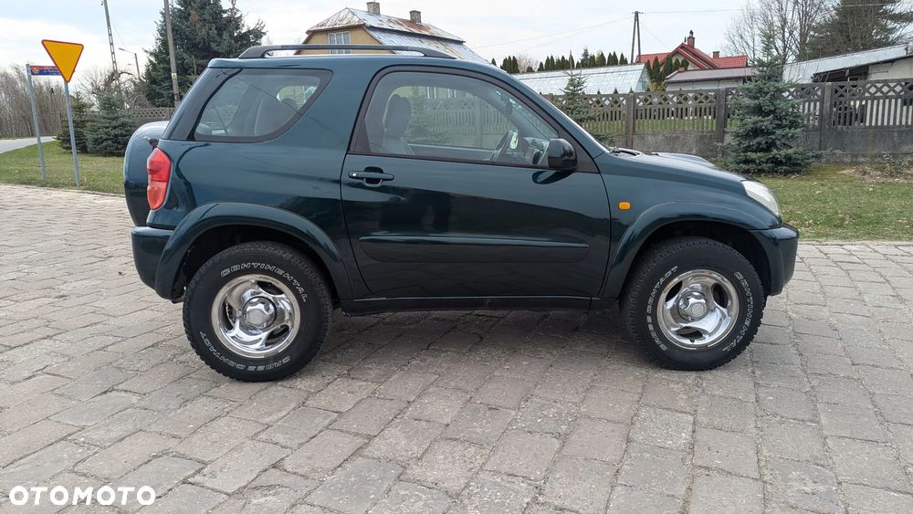 Toyota RAV4 D-4D 4x4 - 6