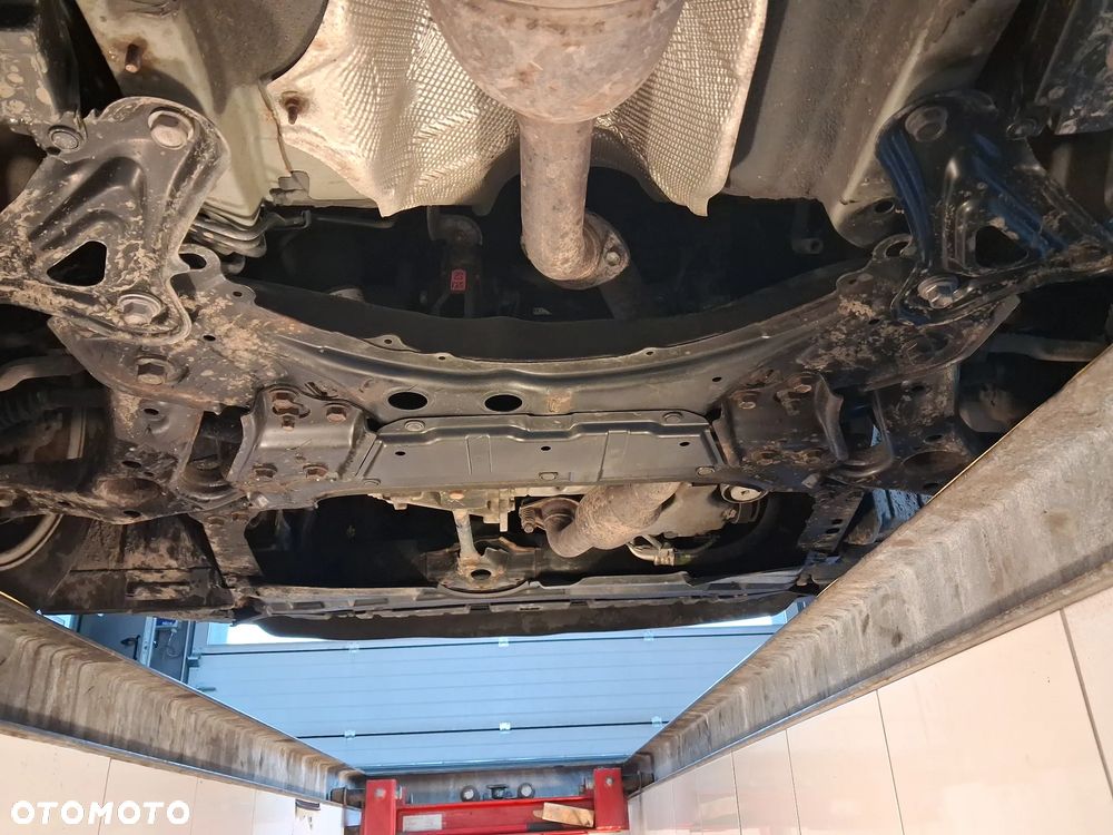 Toyota Auris 1.33 VVT-i Life Comfort - 31