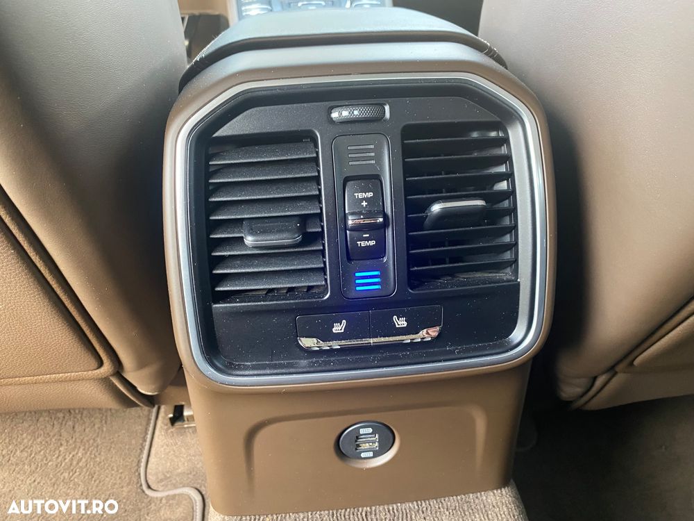 Porsche Macan Turbo PDK mit Performance Paket - 15