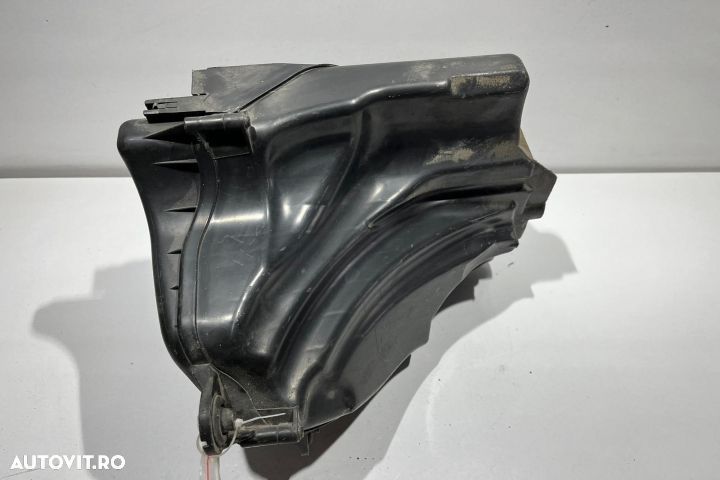Carcasa filtru aer 2.0 i BMW Seria 3 E90 [2004 - 2010] - 2