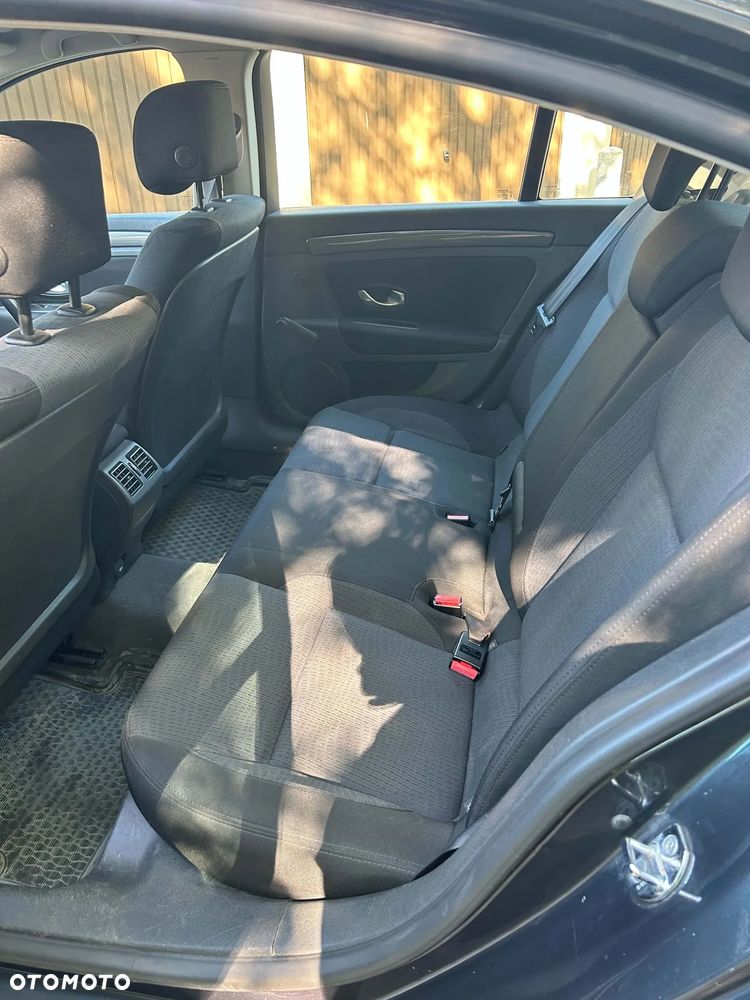 Renault Laguna 1.6 Authentique - 11