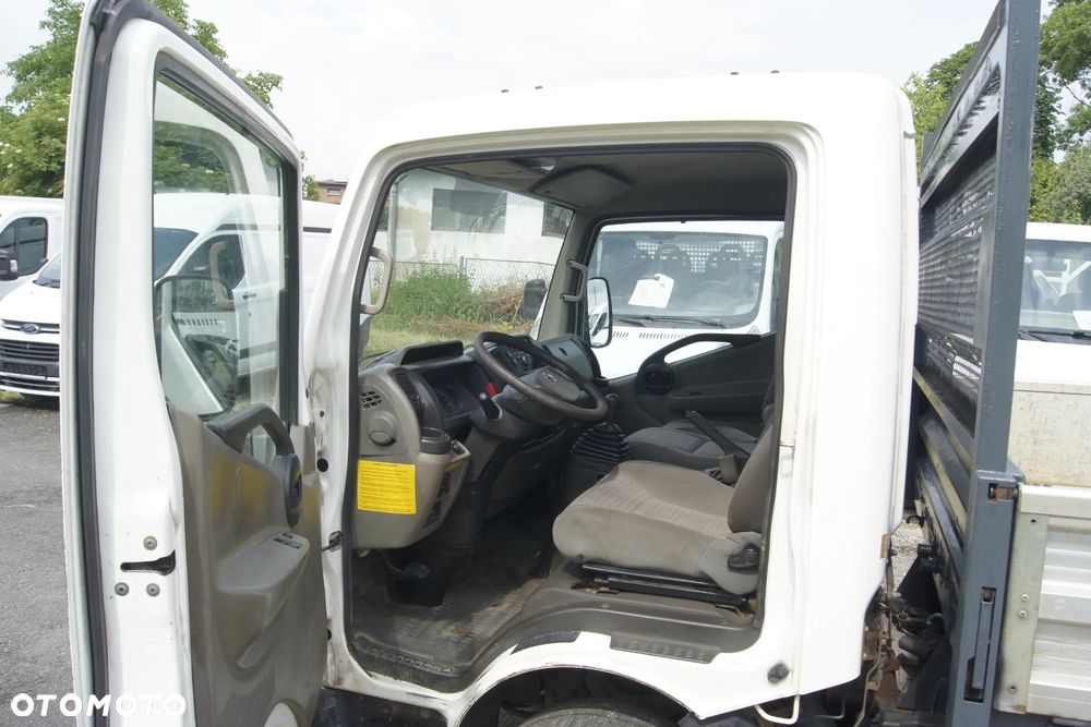 Nissan CABSTAR - 16