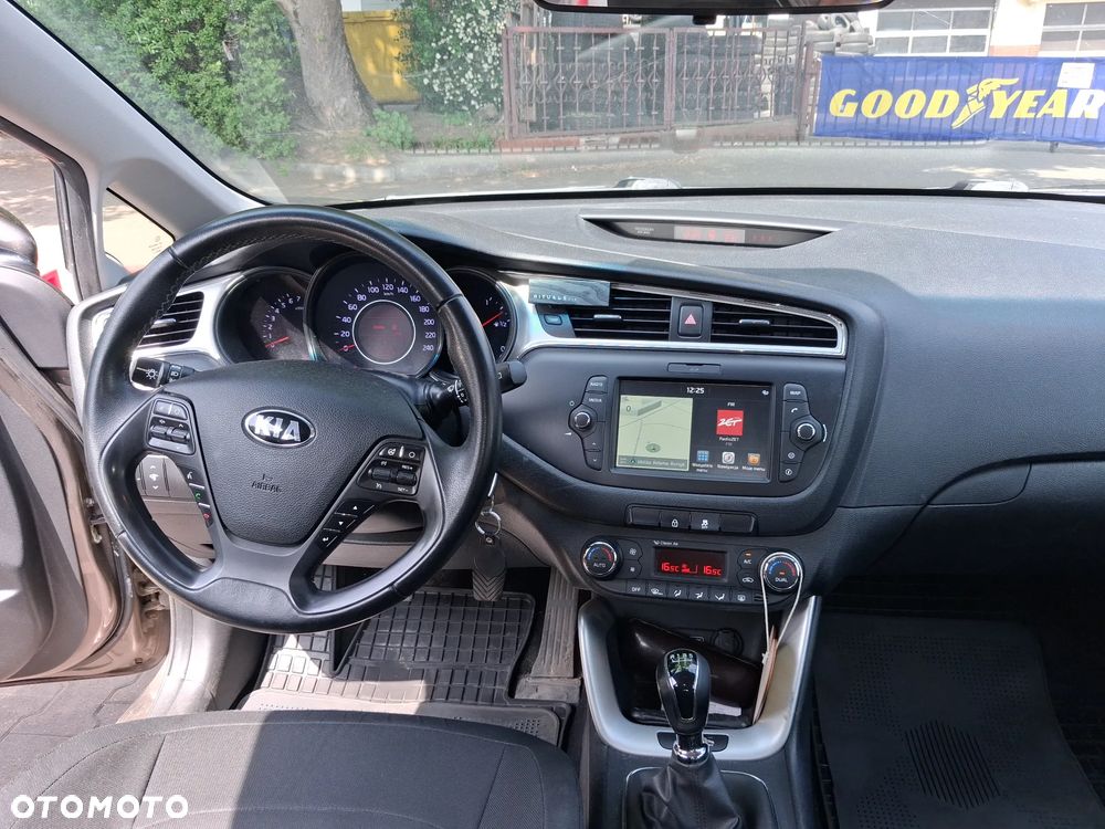 Kia Ceed 1.6 GDI M - 1