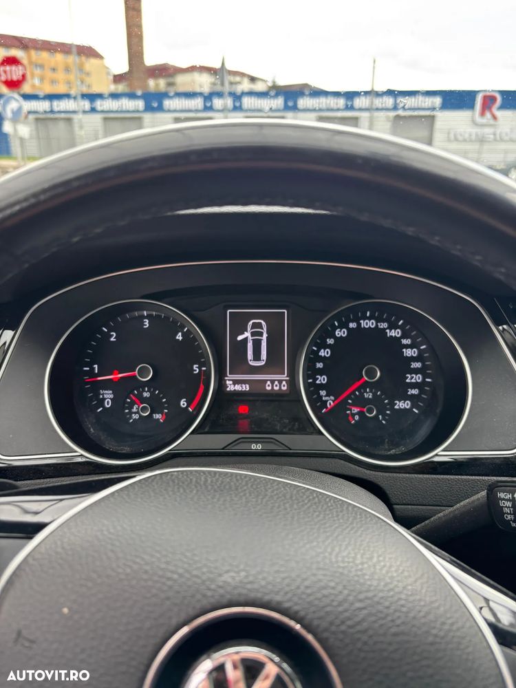 Volkswagen Passat 2.0 TDI DSG (BlueMotion Technology) Trendline - 10