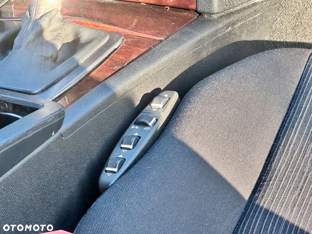 Mercedes-Benz Klasa C - 21