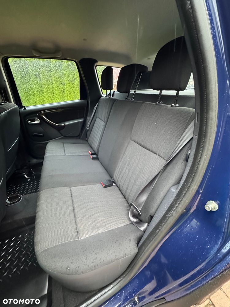 Dacia Duster 1.6 Laureate 4x4 - 15