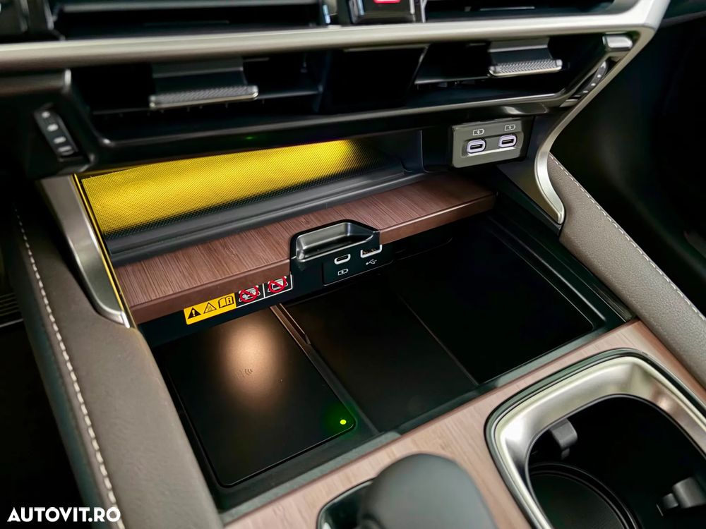 Lexus Seria RX 450h+ E-Four PHEV Luxury - 30
