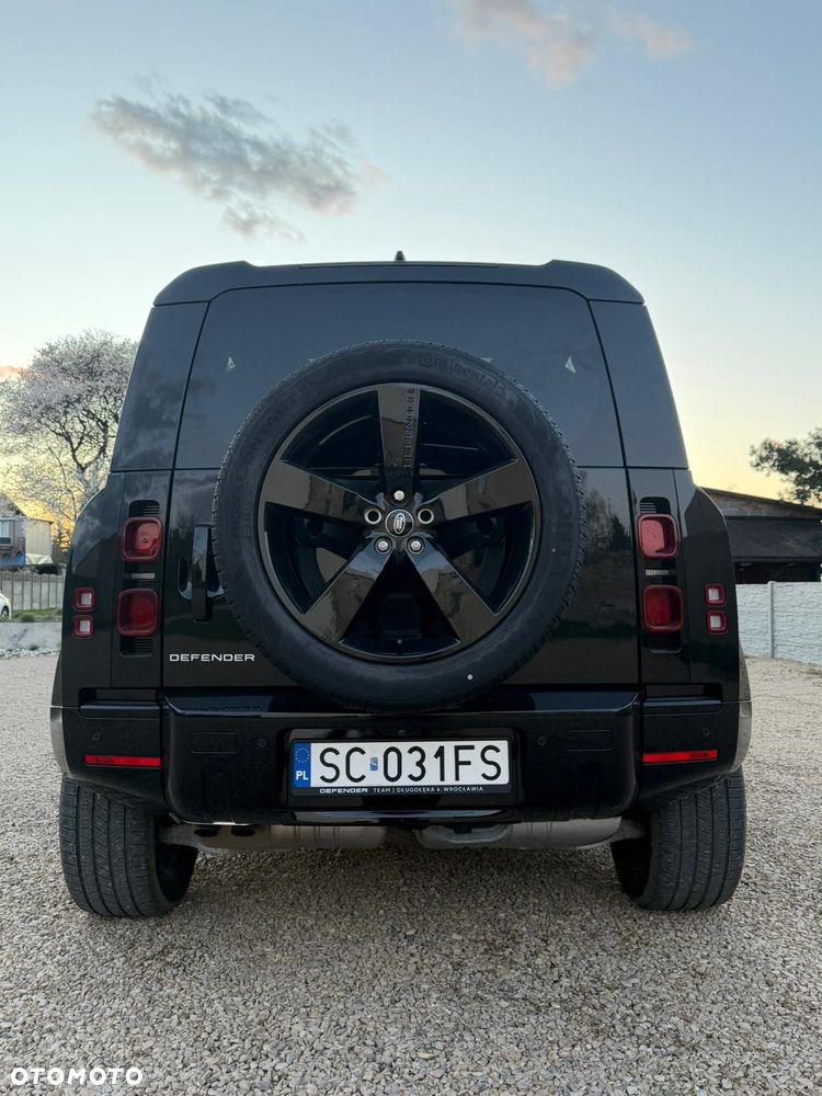 Land Rover Defender - 3