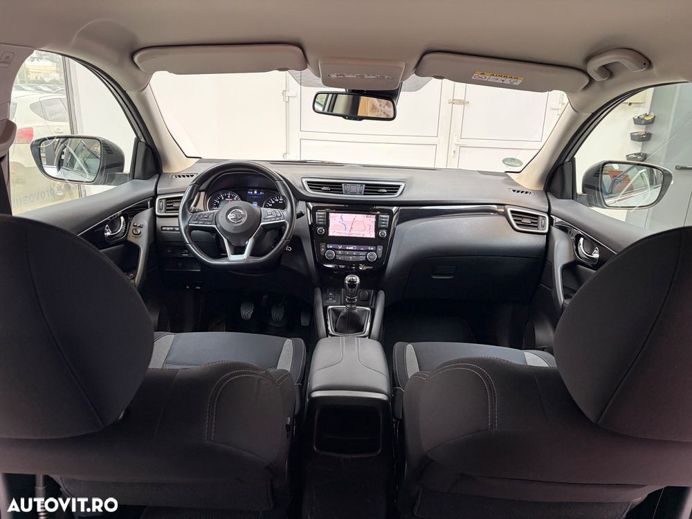 Nissan Qashqai 1.3 DIG-T SHIRO - 6