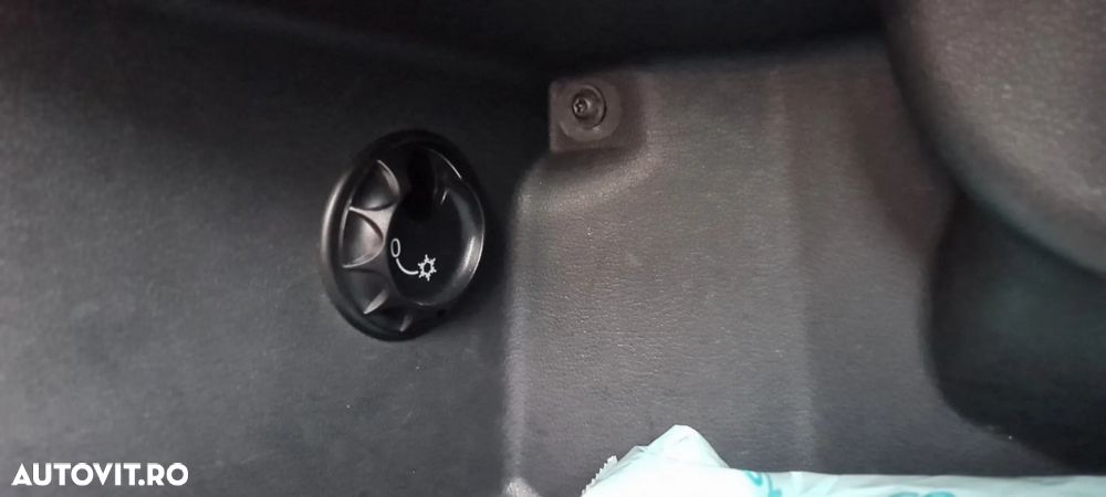Volkswagen Polo 1.6 TDI Blue Motion Team - 12