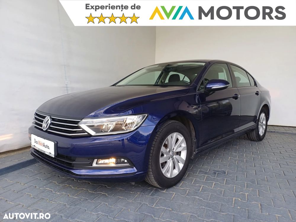 Volkswagen Passat - 2
