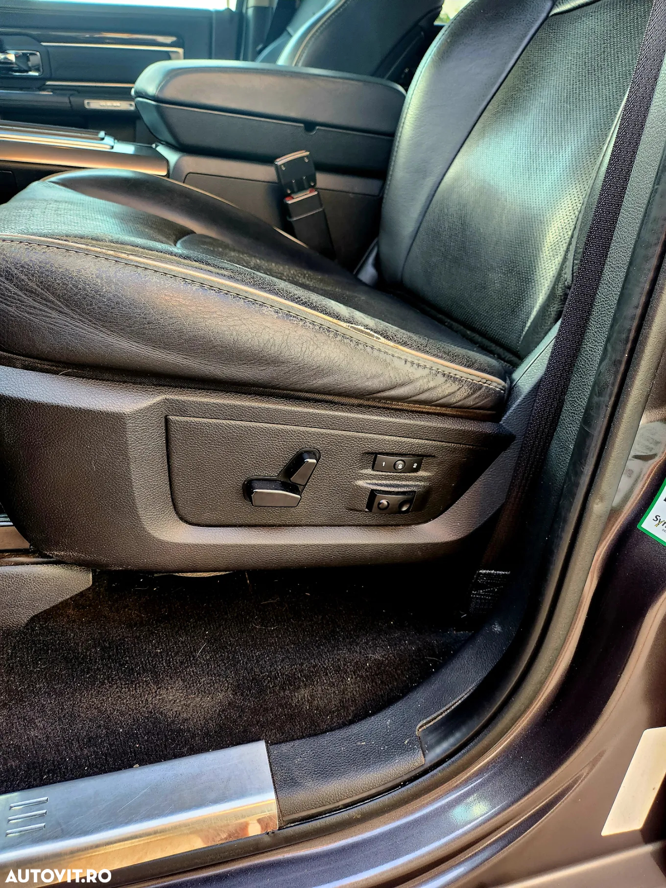 Dodge RAM - 24