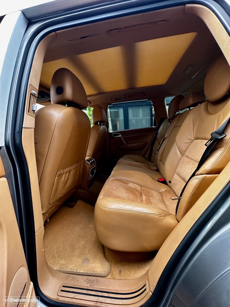 Porsche Cayenne Tiptronic - 7