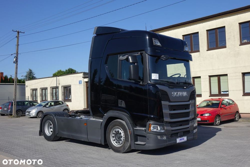Scania R450 / EURO 6 / STANDARD/ AUTOMAT / RETARDER / LODÓWKA / NAWIGACJA / KLIMATYZACJA POSTOJOWA / 2 ZBIORNIKI - 3
