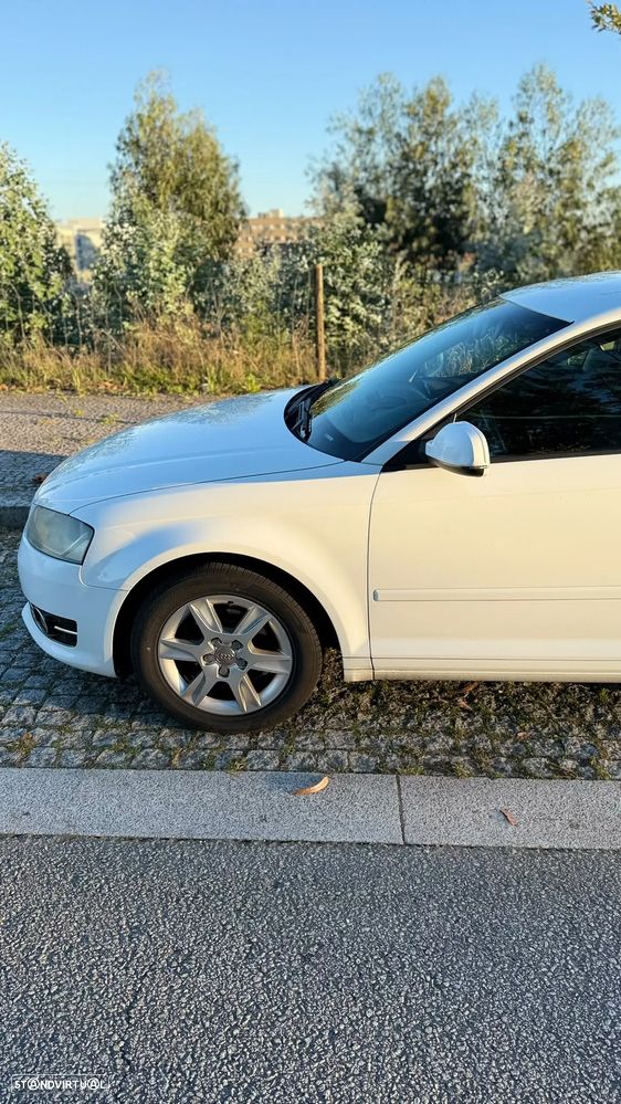Audi A3 Sportback 1.6 TDI Attraction - 2