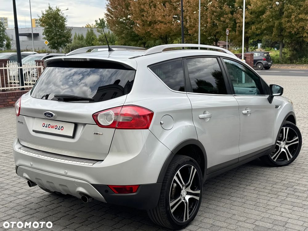 Ford Kuga 2.0 TDCi 4x4 Titanium - 22